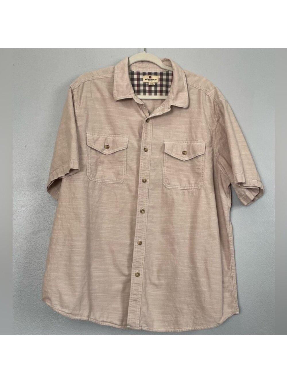 Vintage Iconic Woolrich 100% Cotton Button up shirt.